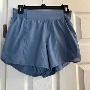 Lululemon hotty hot high rise 4”